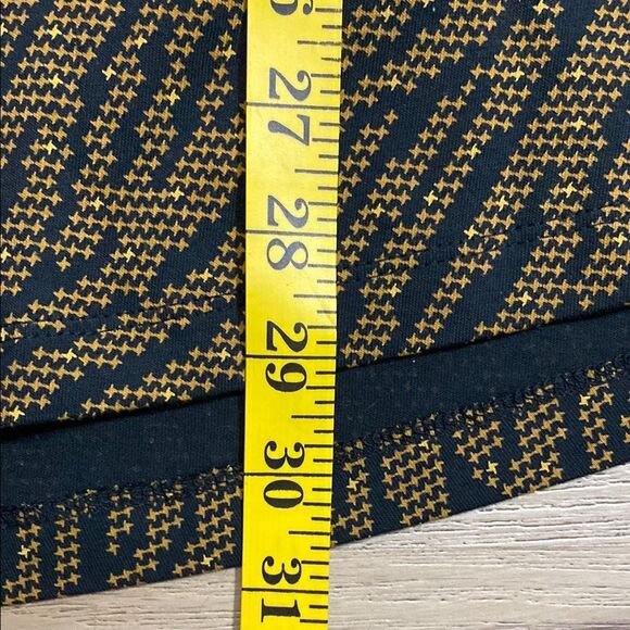 Nike Tee Long Sleeve 3X Gold Print Black Star Animal Print Cotton Oversized - Picture 11 of 15